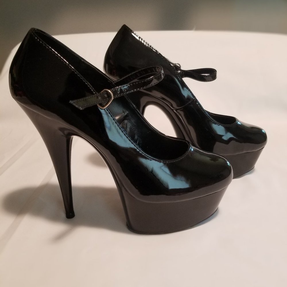 6" Platform Heels - Black